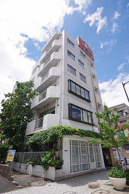 マキシム中津口 402号室 外観