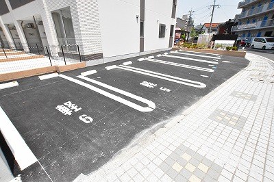 Ｕｎｉｖａｌｙ芙蓉王 駐車場