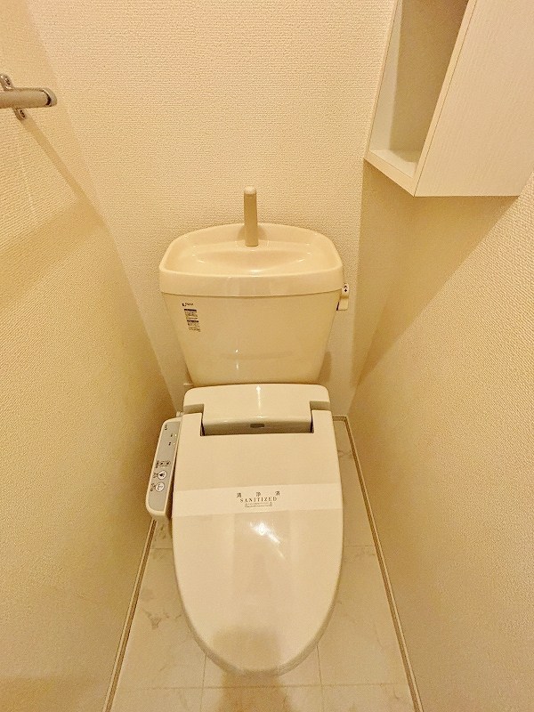 ラインハイム足立山Ａ トイレ