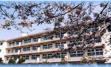 ブライト－Ｕ　Ｂ棟 中学校