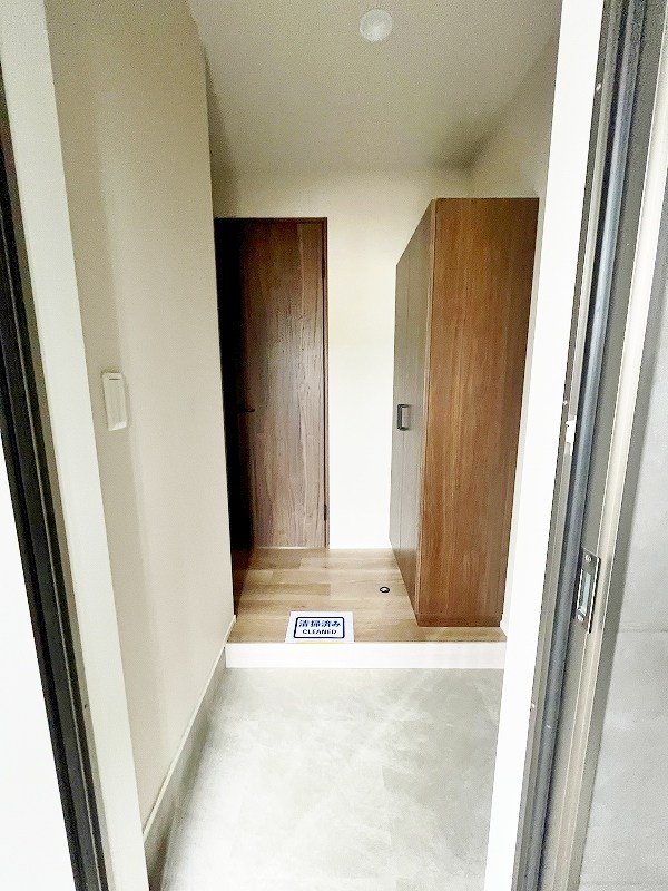 シュライン上吉田レジデンス   玄関
