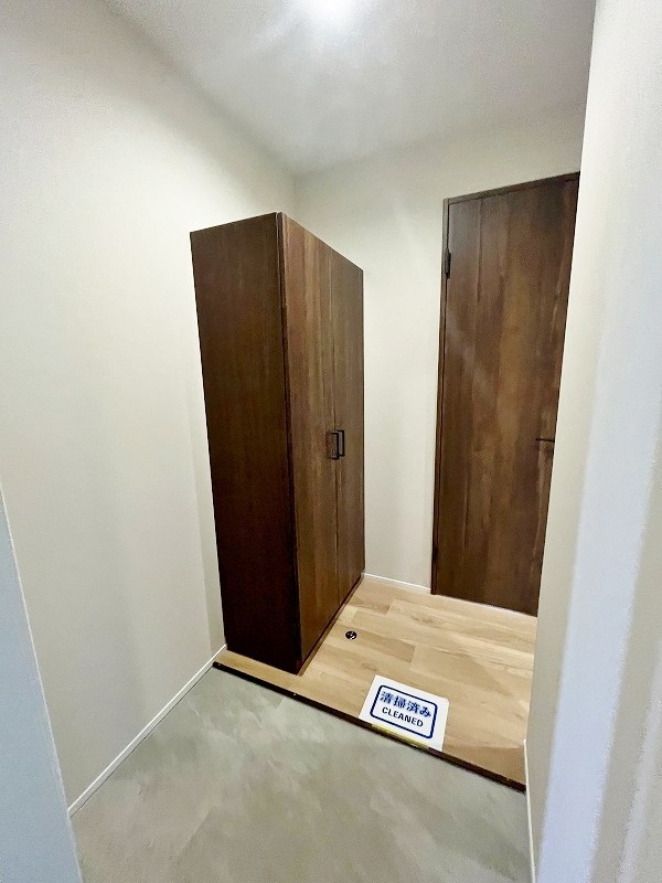 シュライン上吉田レジデンス   玄関