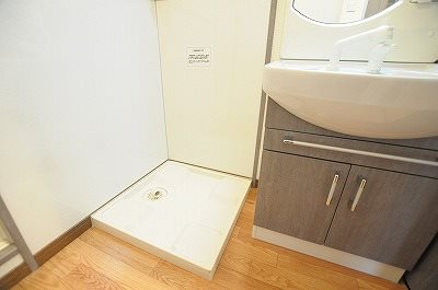ロイヤルセンターＢＬＤ 洗面所