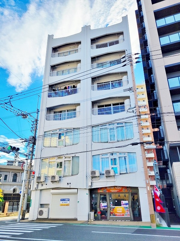MOON片野  外観