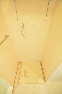 ラシーヌＹｕｇａｗａ　B棟 その他部屋・スペース