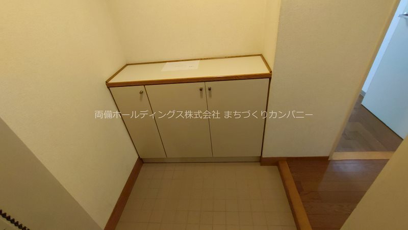 シティウエストコート 玄関