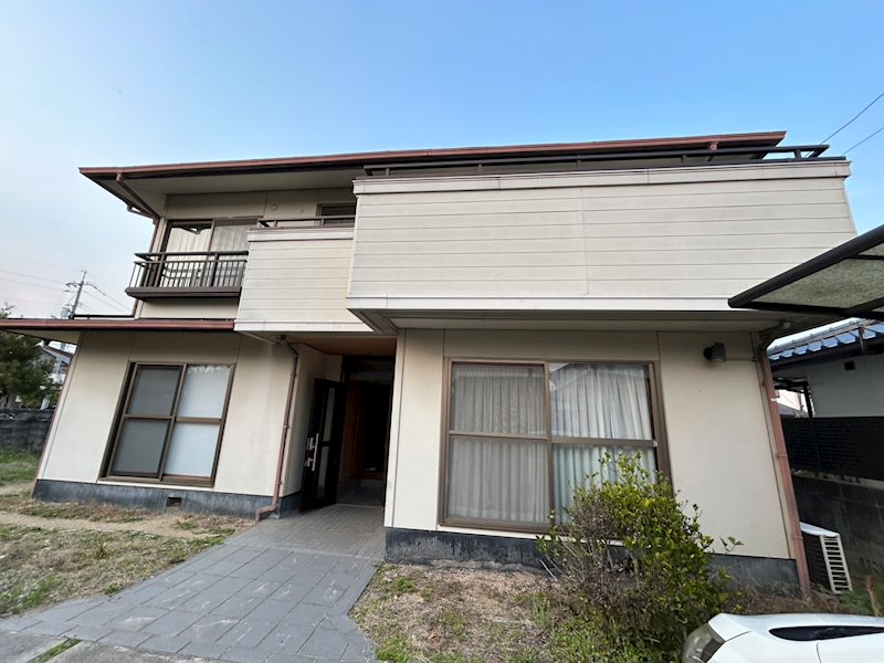 関戸建て 外観