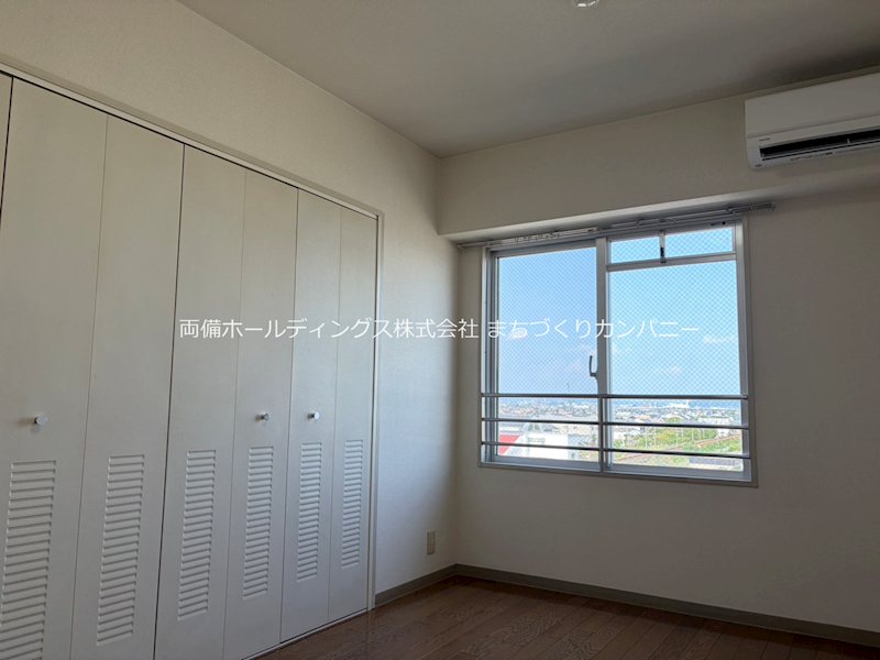 シティウエストコート ベッドルーム