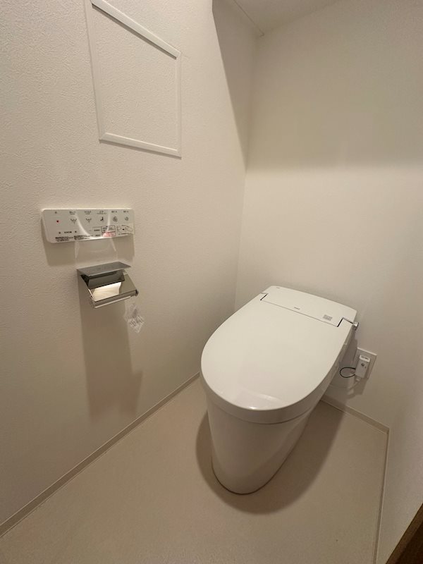 KOMABA　WEST トイレ