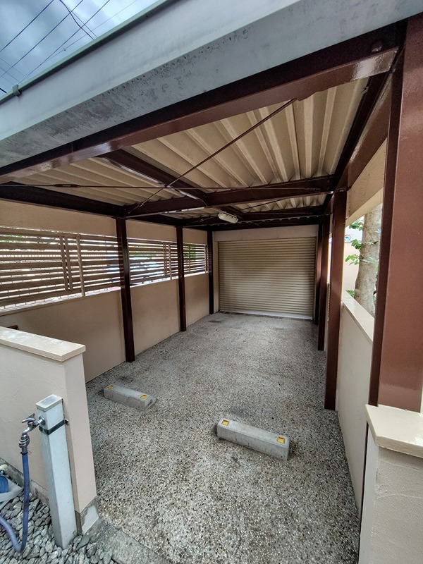 代田三丁目戸建 駐車場