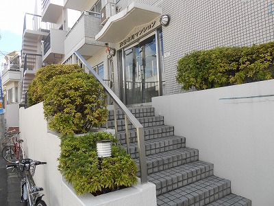 渋谷本町マンション エントランス
