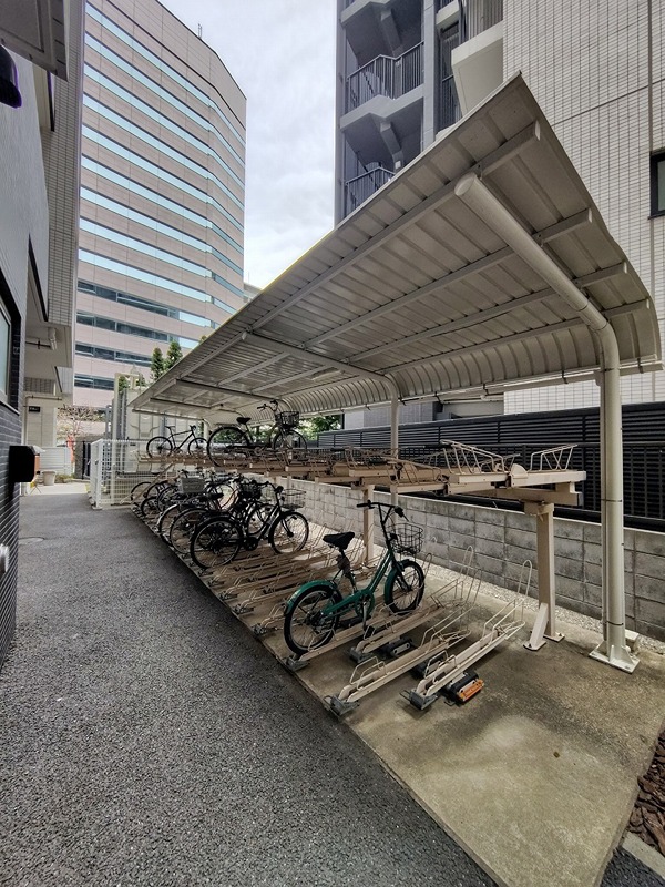 エスティメゾン川口 駐車場