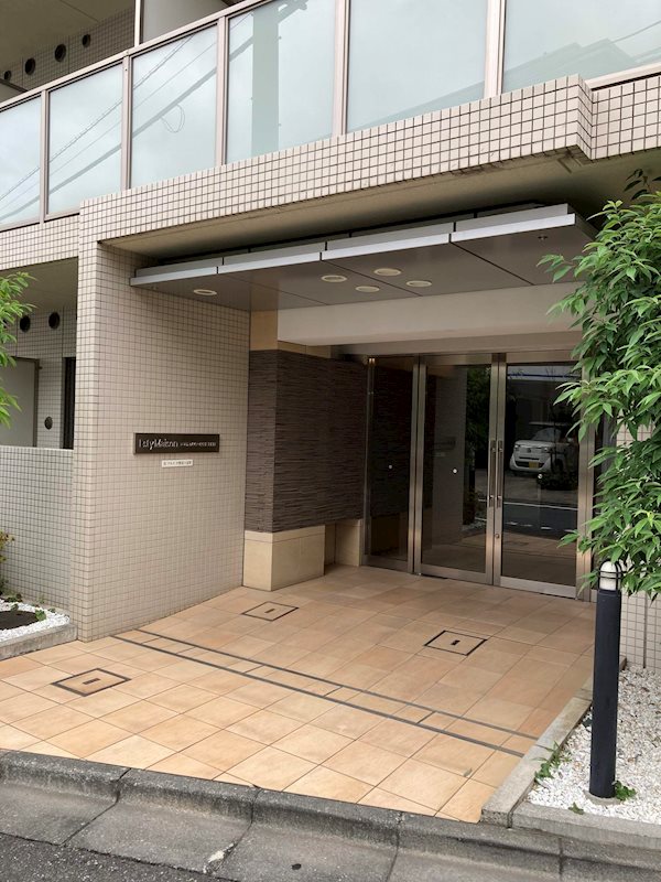 エスティメゾン中野富士見町 エントランス