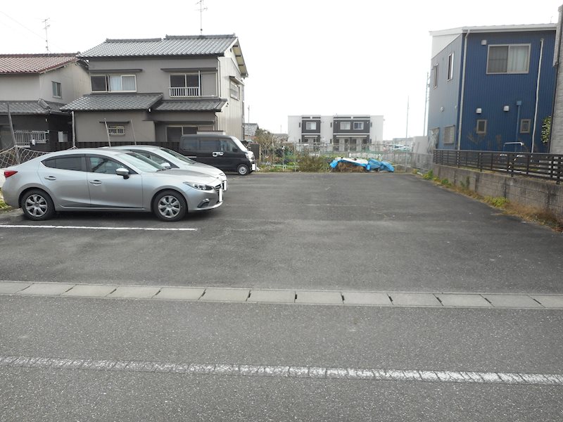 野崎西出パーキング(N114) その他