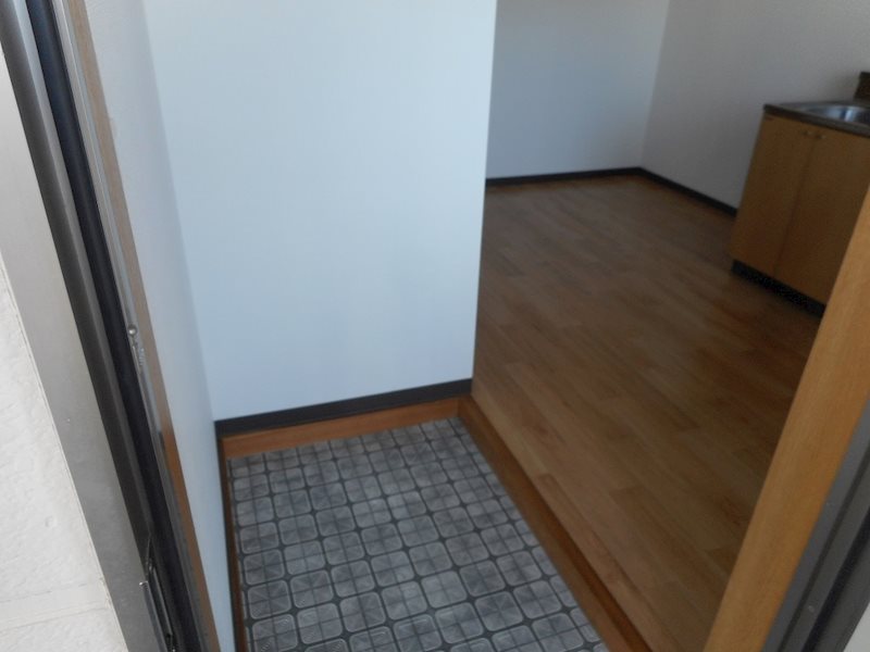 レジデンス栗島 玄関