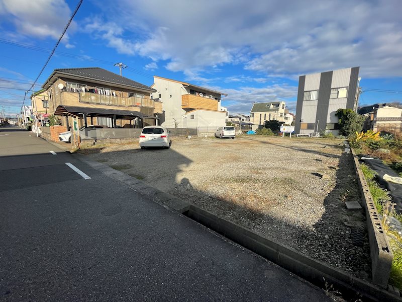 比良出南駐車場 駐車場