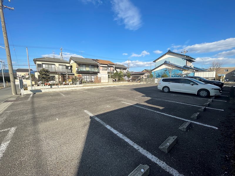 南出駐車場 駐車場