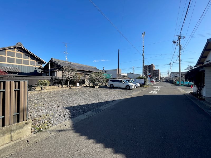 郷南駐車場 駐車場