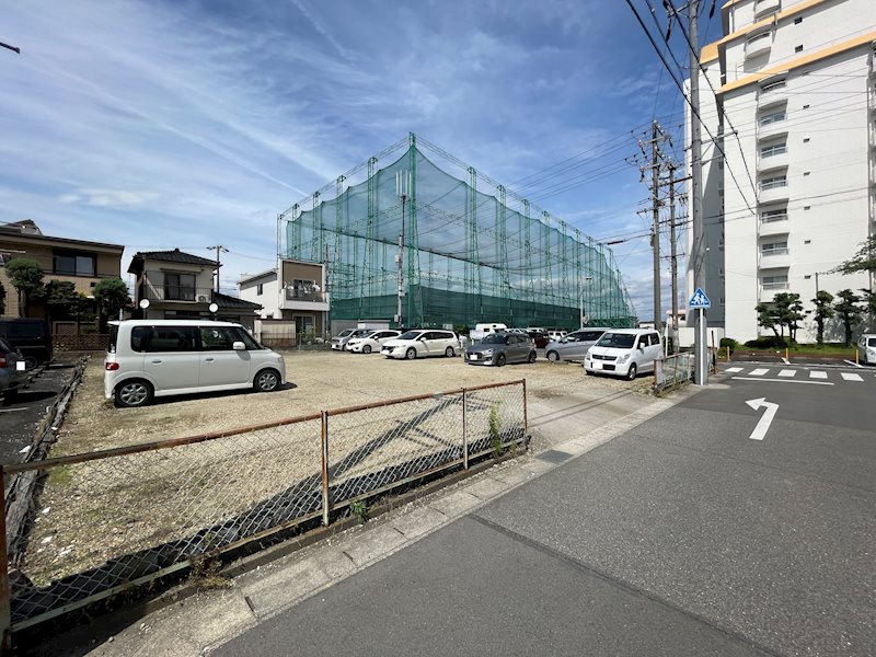 西小北駐車場 駐車場