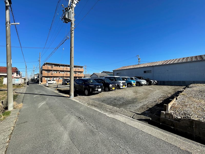 高畑南駐車場  リビング
