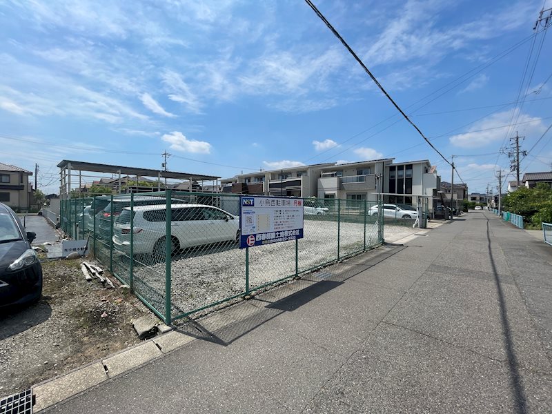 小烏西駐車場 駐車場