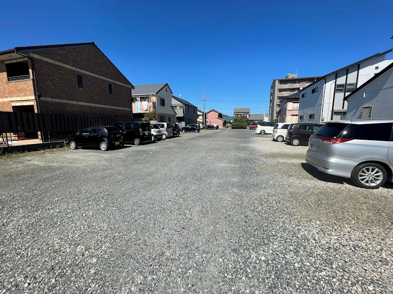 東の川駐車場 リビング