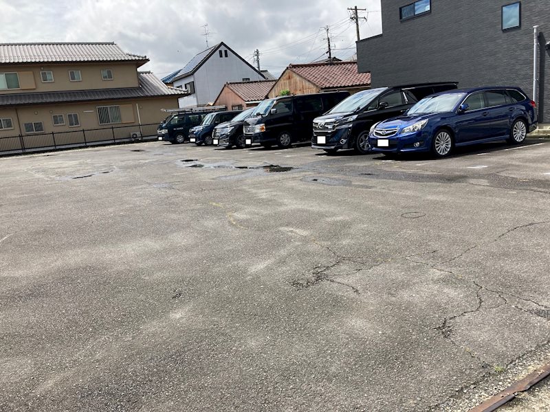 東の川柴竹駐車場 駐車場