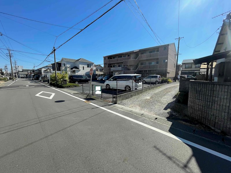 出口西駐車場 駐車場