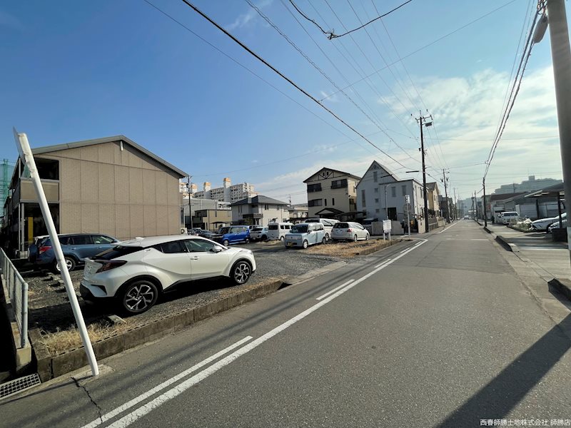 坂巻西駐車場 駐車場