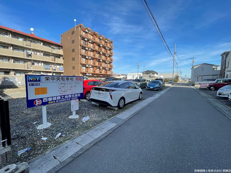 栄中央駐車場 駐車場