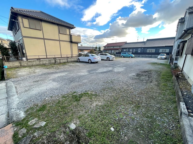 栄和南駐車場 駐車場