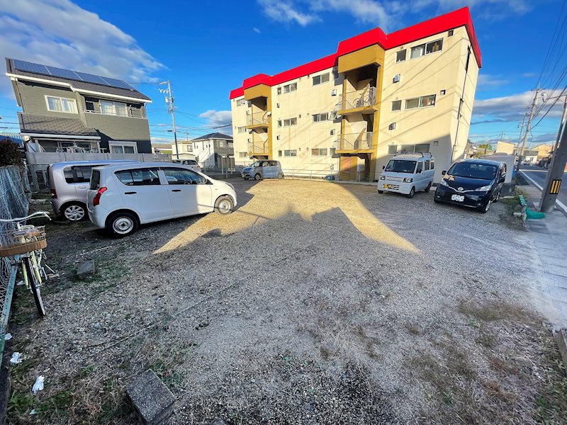 二子駐車場 駐車場