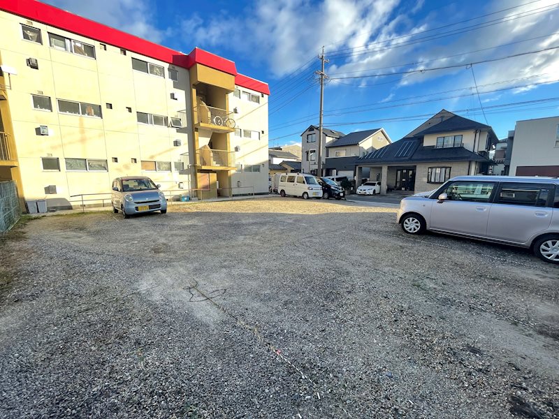 二子駐車場 駐車場