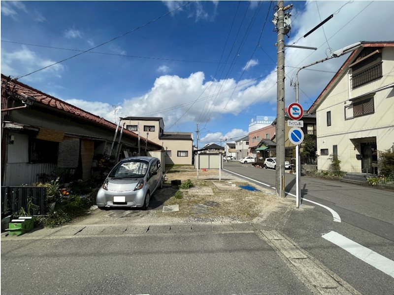 比良出西駐車場 駐車場