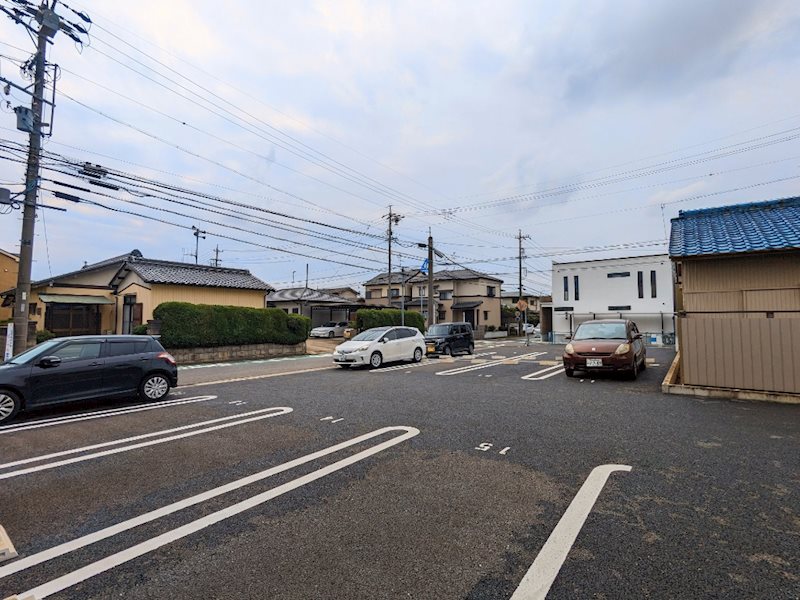 ティーエムパーク 駐車場