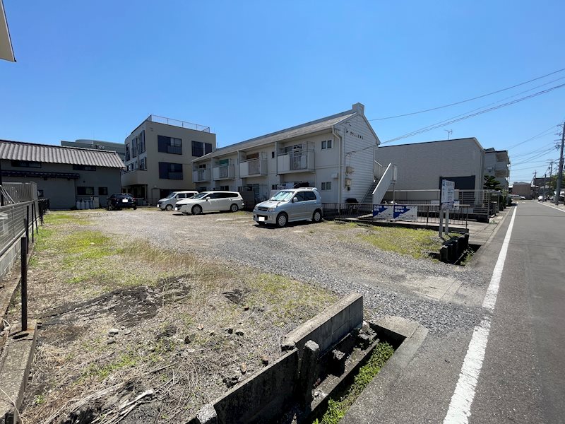 丸薮駐車場 駐車場