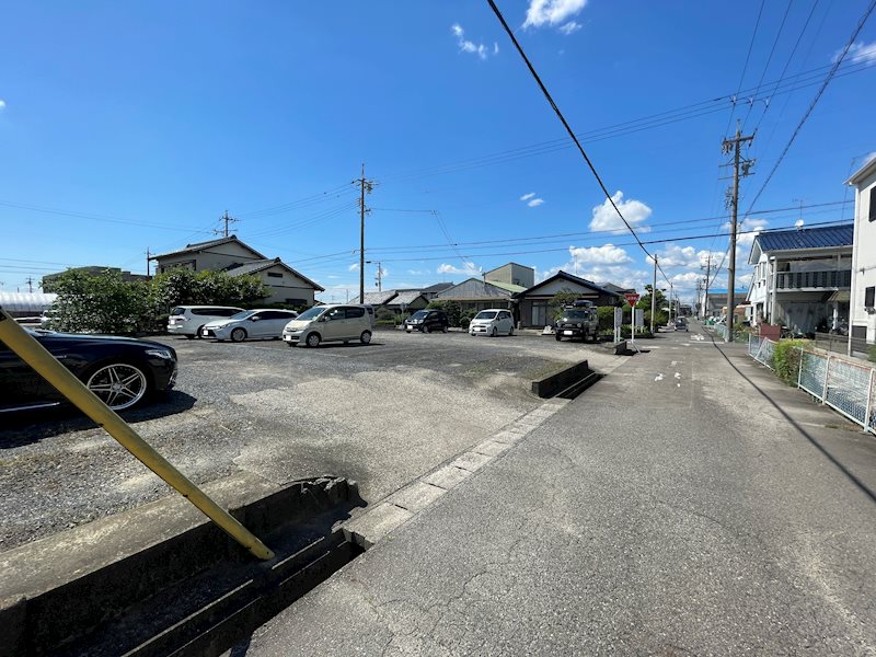 山の前駐車場 駐車場