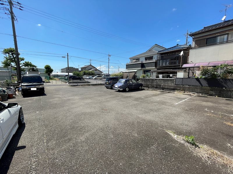 山の前北駐車場 駐車場