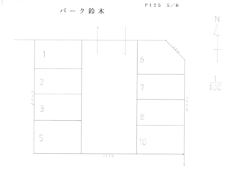 パーク鈴木 駐車場