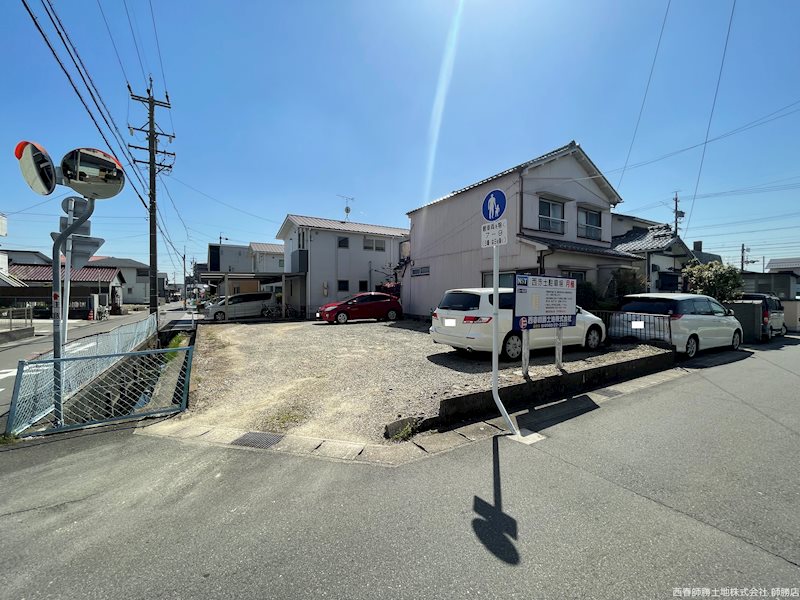 西赤土駐車場 駐車場
