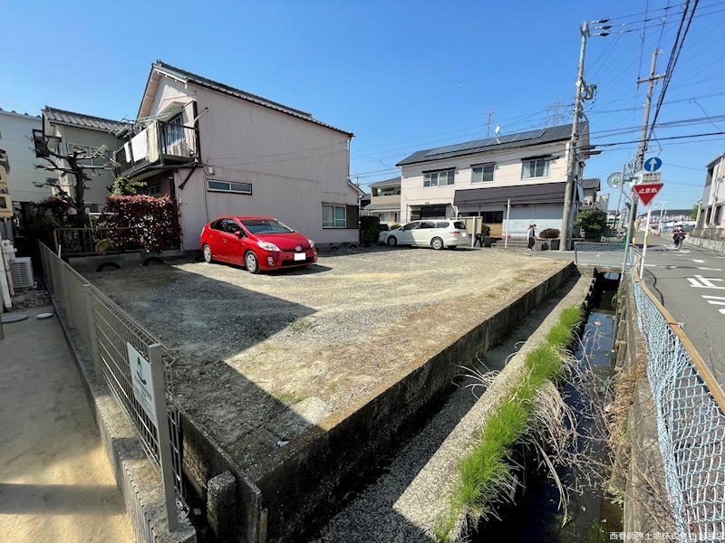 西赤土駐車場 駐車場