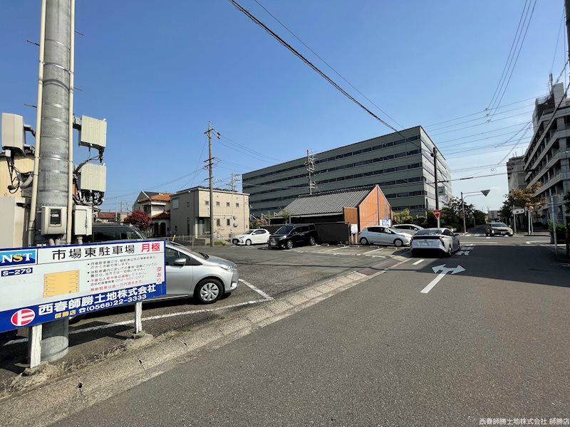 市場東駐車場 駐車場