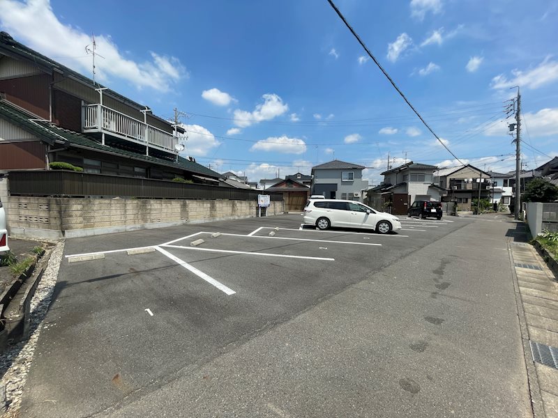 中屋敷南駐車場 駐車場