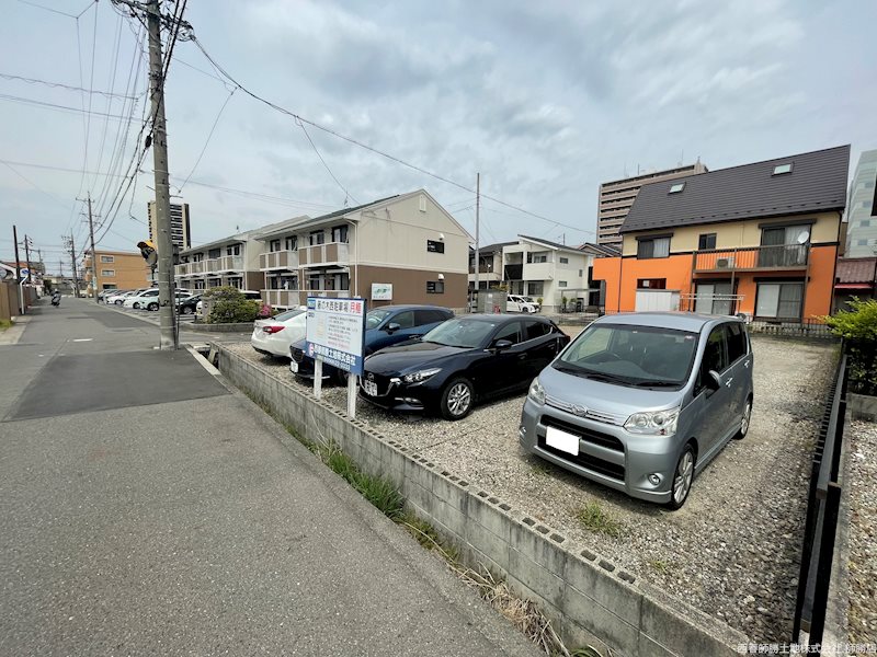 藤の木西駐車場 駐車場