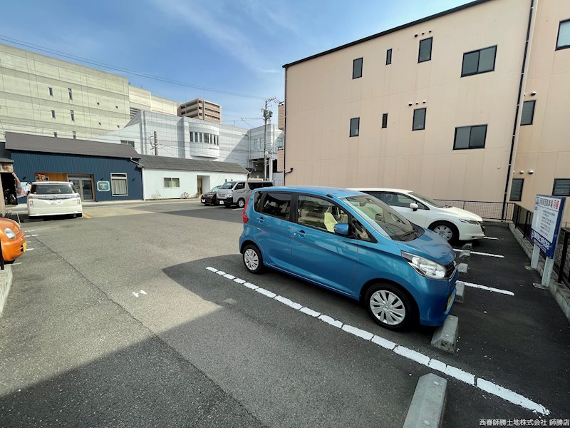 西春駅西駐車場 駐車場