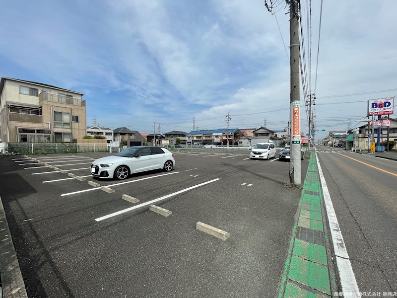 徳重メロディパーク 駐車場