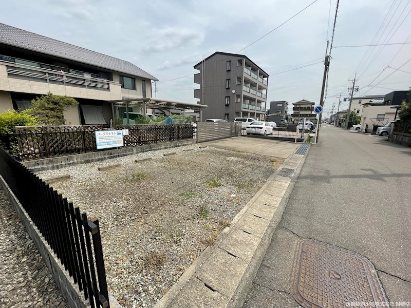 パークミナモト 駐車場