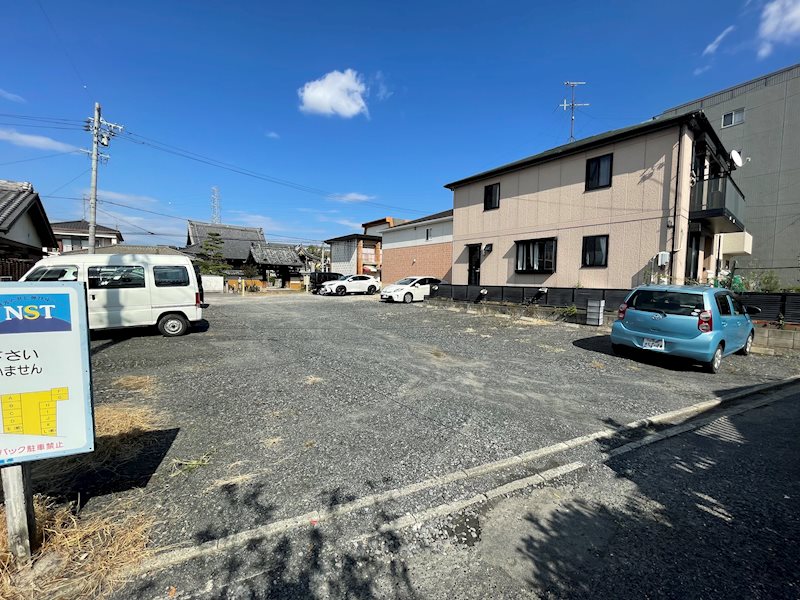 居屋敷Ⅱ駐車場（軽） 駐車場