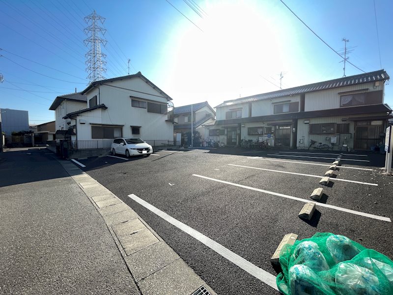居屋敷1080駐車場 駐車場