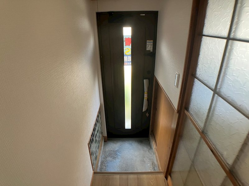 六ツ師町田借家 玄関